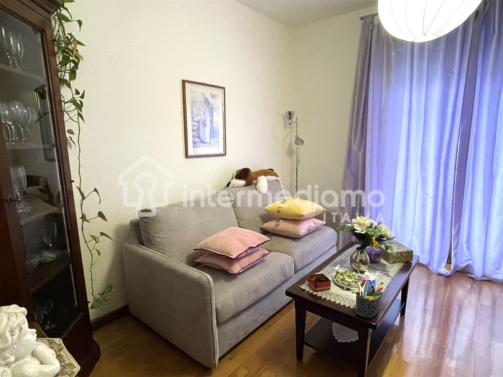 QUADRILOCALE SUL VIALE PIU' PREGIATO DI RIVA DEL GARDA - Appartamento Residenziale Riva del Garda