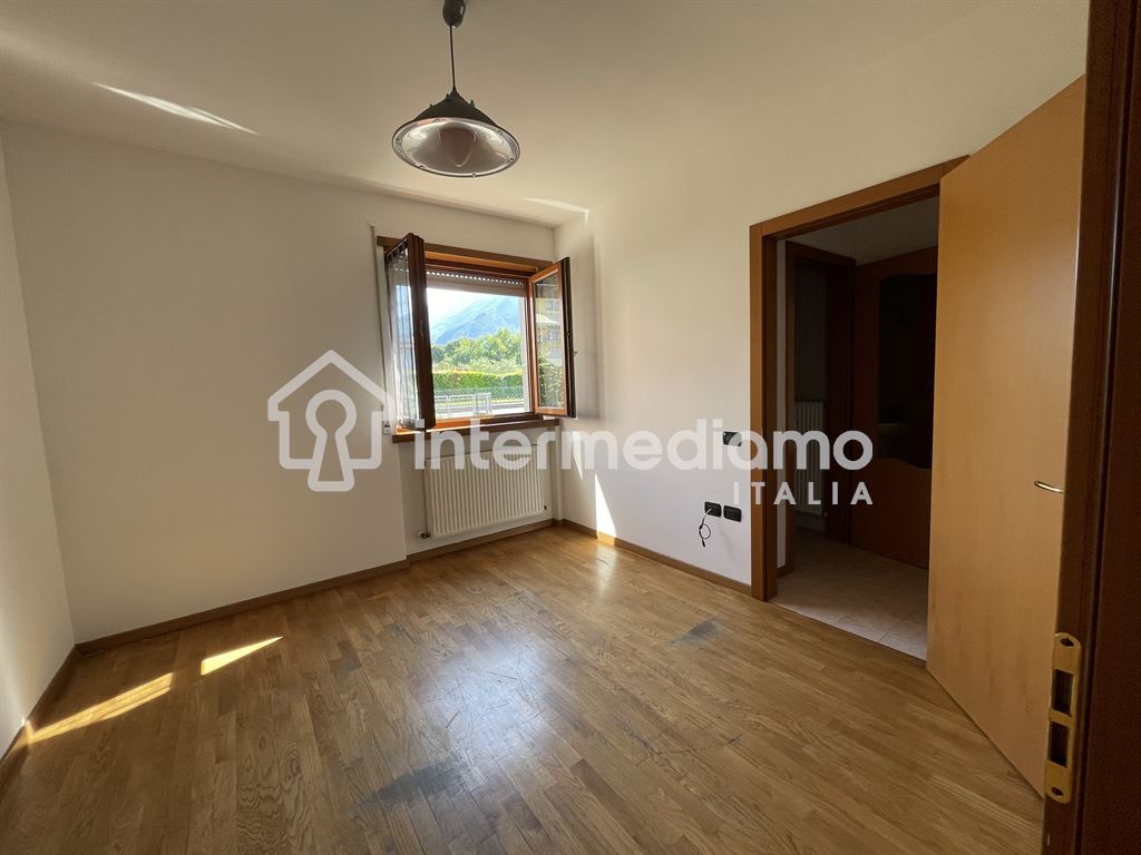 ESCLUSIVA ABITAZIONE CON GIARDINO IN ZONA PREGIATA – POCHISSIME UNITÀ! - Appartamento Residenziale Arco