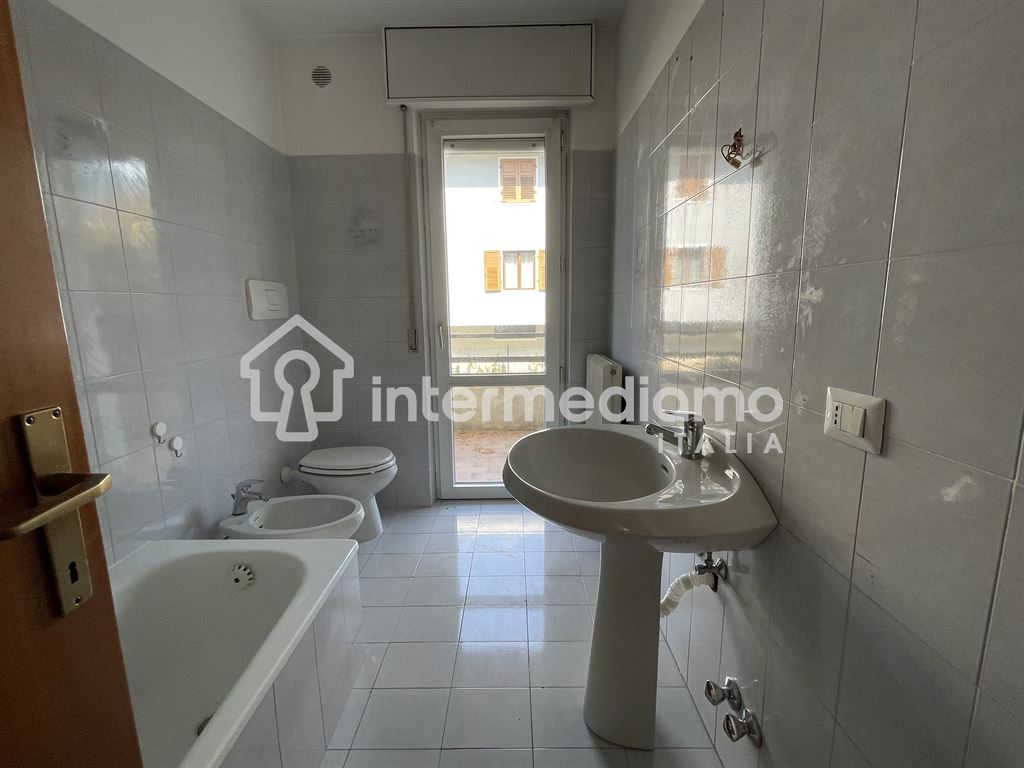 AMPIO QUADRILOCALE IN VENDITA A BOLOGNANO - Appartamento Residenziale Arco