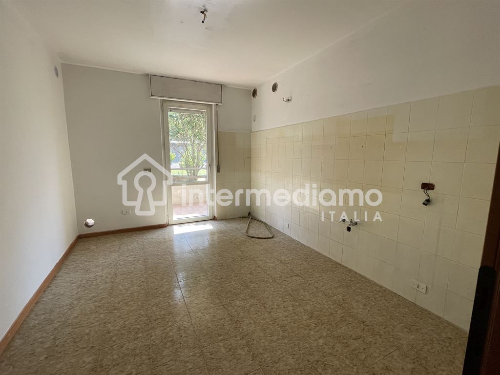 AMPIO QUADRILOCALE IN VENDITA A BOLOGNANO - Appartamento Residenziale Arco