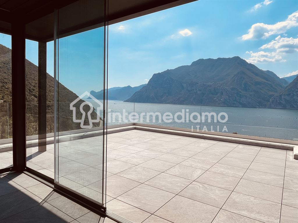 RESIDENZA MEDITERRANEA - ATTICO ESCLUSIVO! - Appartamento Residenziale Nago-Torbole