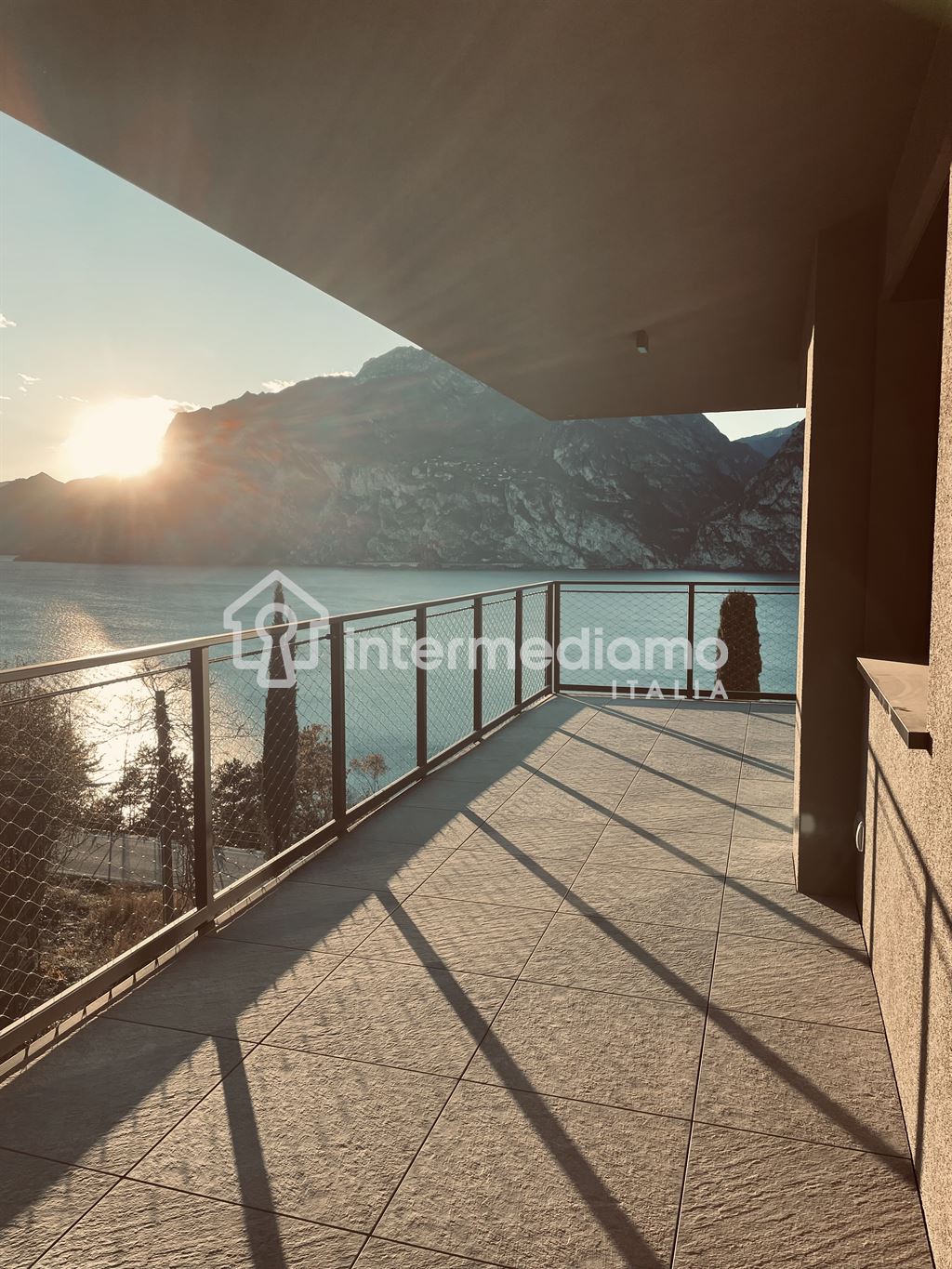 RESIDENZA MEDITERRANEA - ATTICO ESCLUSIVO! - Appartamento Residenziale Nago-Torbole