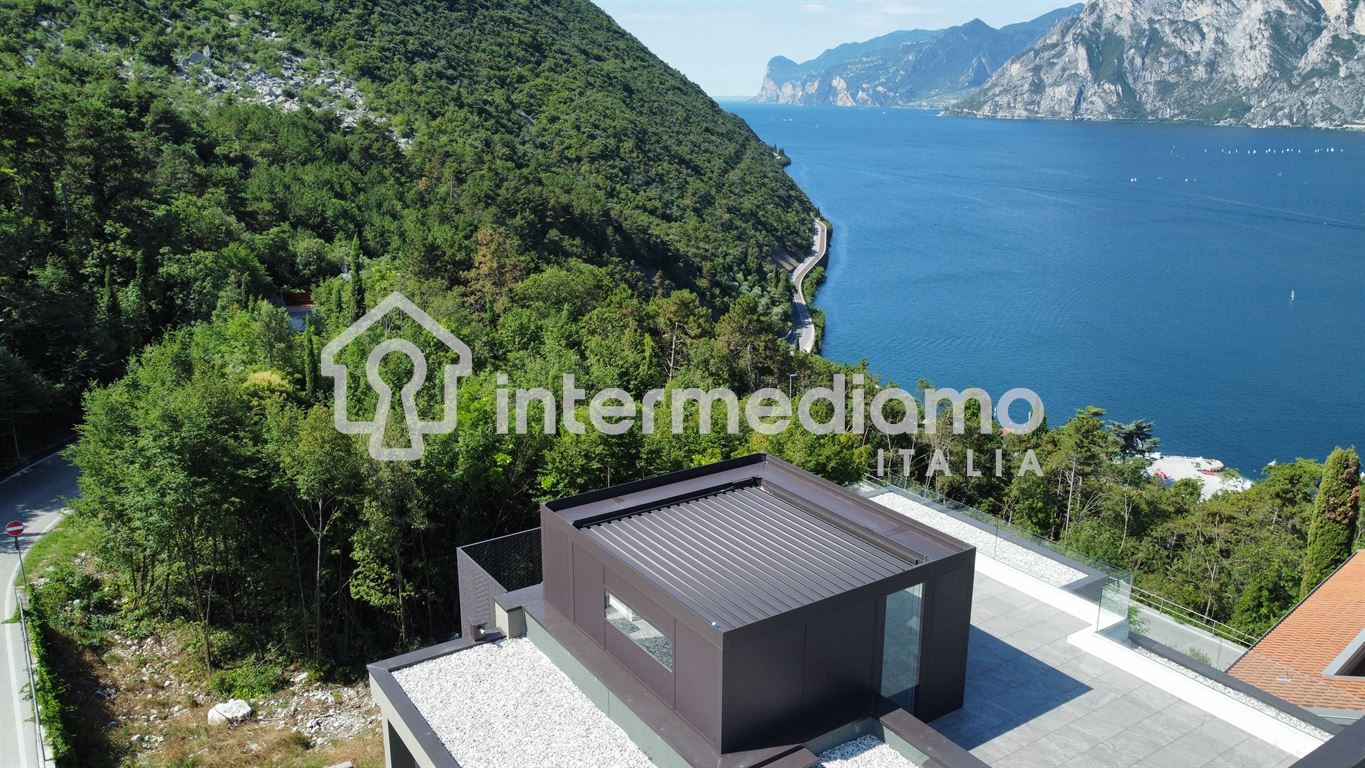 RESIDENZA MEDITERRANEA - ATTICO ESCLUSIVO! - Appartamento Residenziale Nago-Torbole