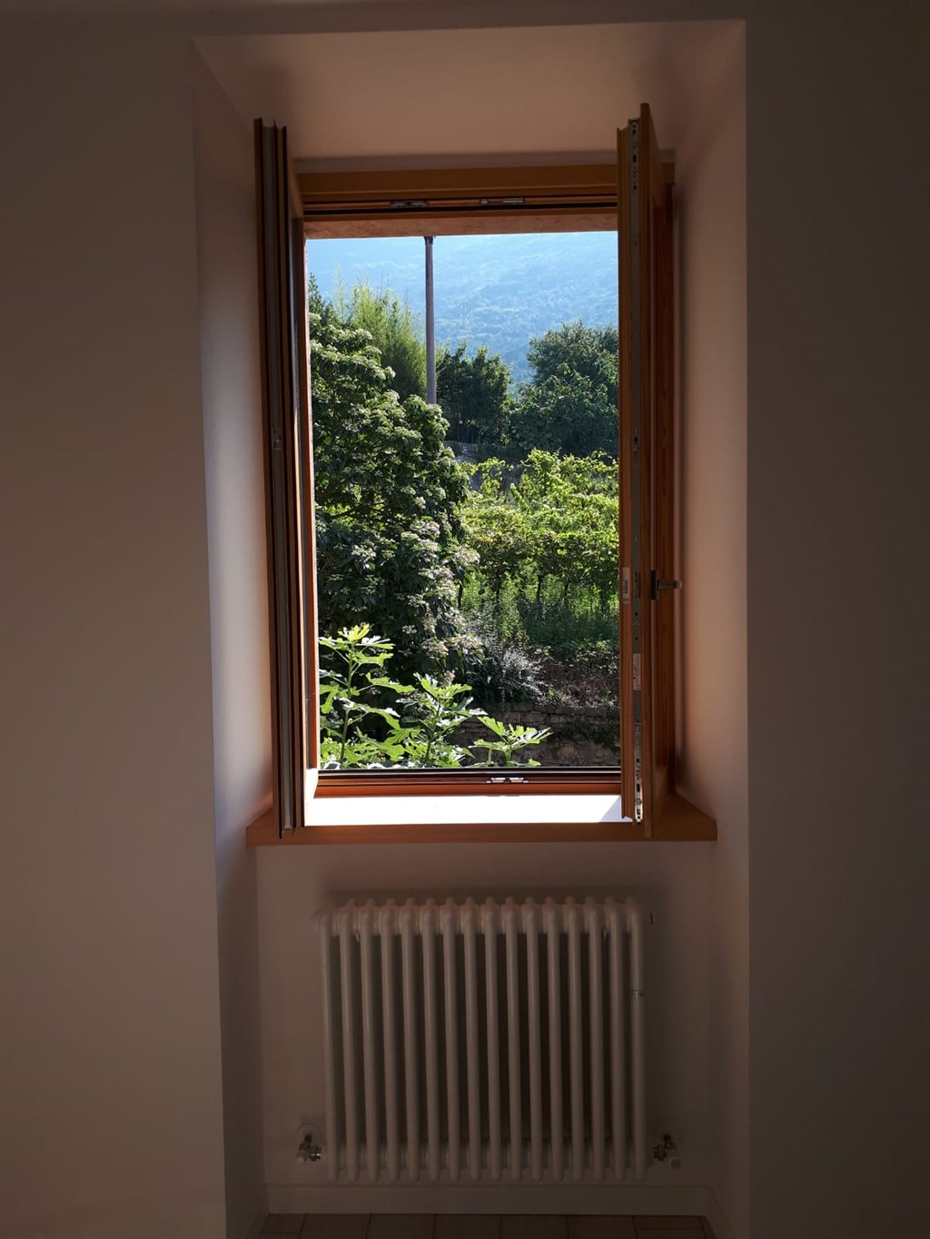 BILOCALE VALLE DEI LAGHI - Appartamento Residenziale Calavino