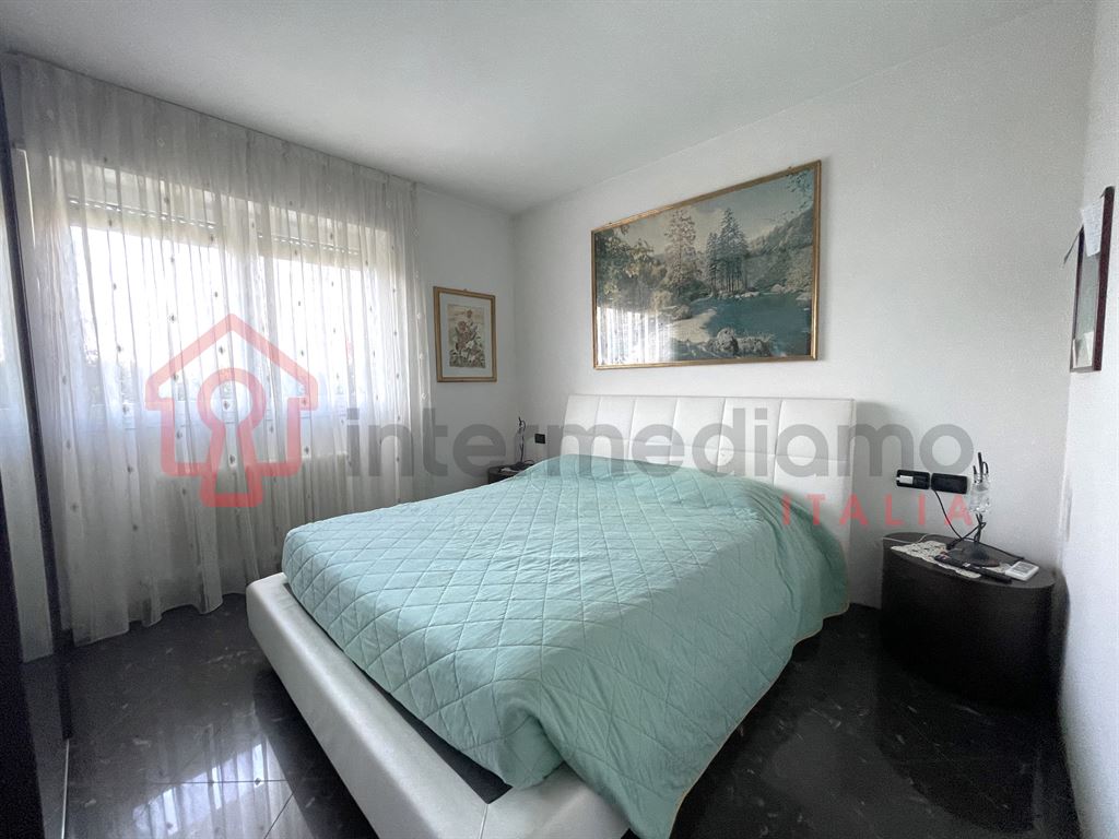 QUADRILOCALE CON GIARDINO VICINO AL CENTRO - Appartamento Residenziale Arco