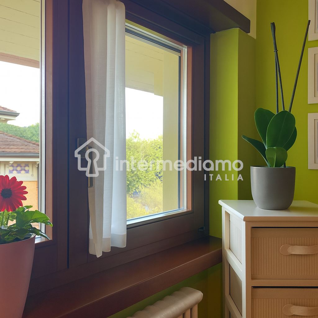 INVESTI OGGI A RIVA DEL GARDA: MANSARDA ARREDATA CON GARAGE - Appartamento Residenziale Riva del Garda