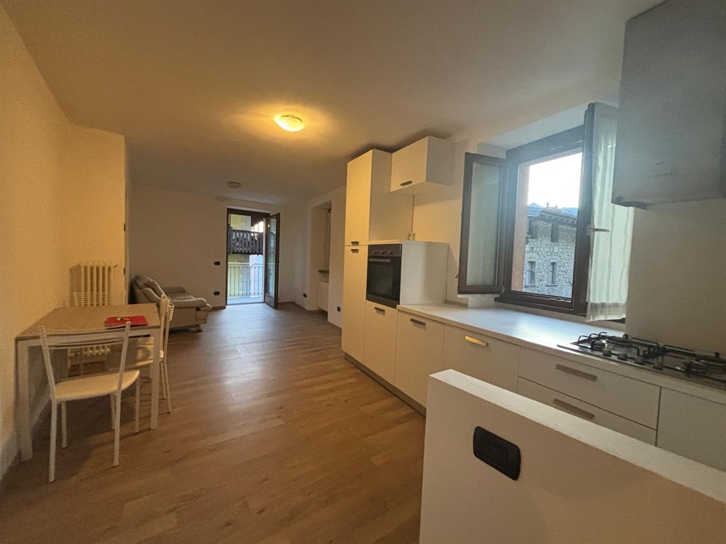 GRAZIOSO TRILOCALE AD ARCO - FRAZ. MASSONE - Appartamento Residenziale Arco