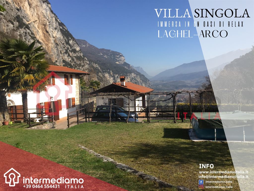 LAGHEL - VILLA INDIPENDENTE SU 2 LIVELLI - Villa Residenziale Arco