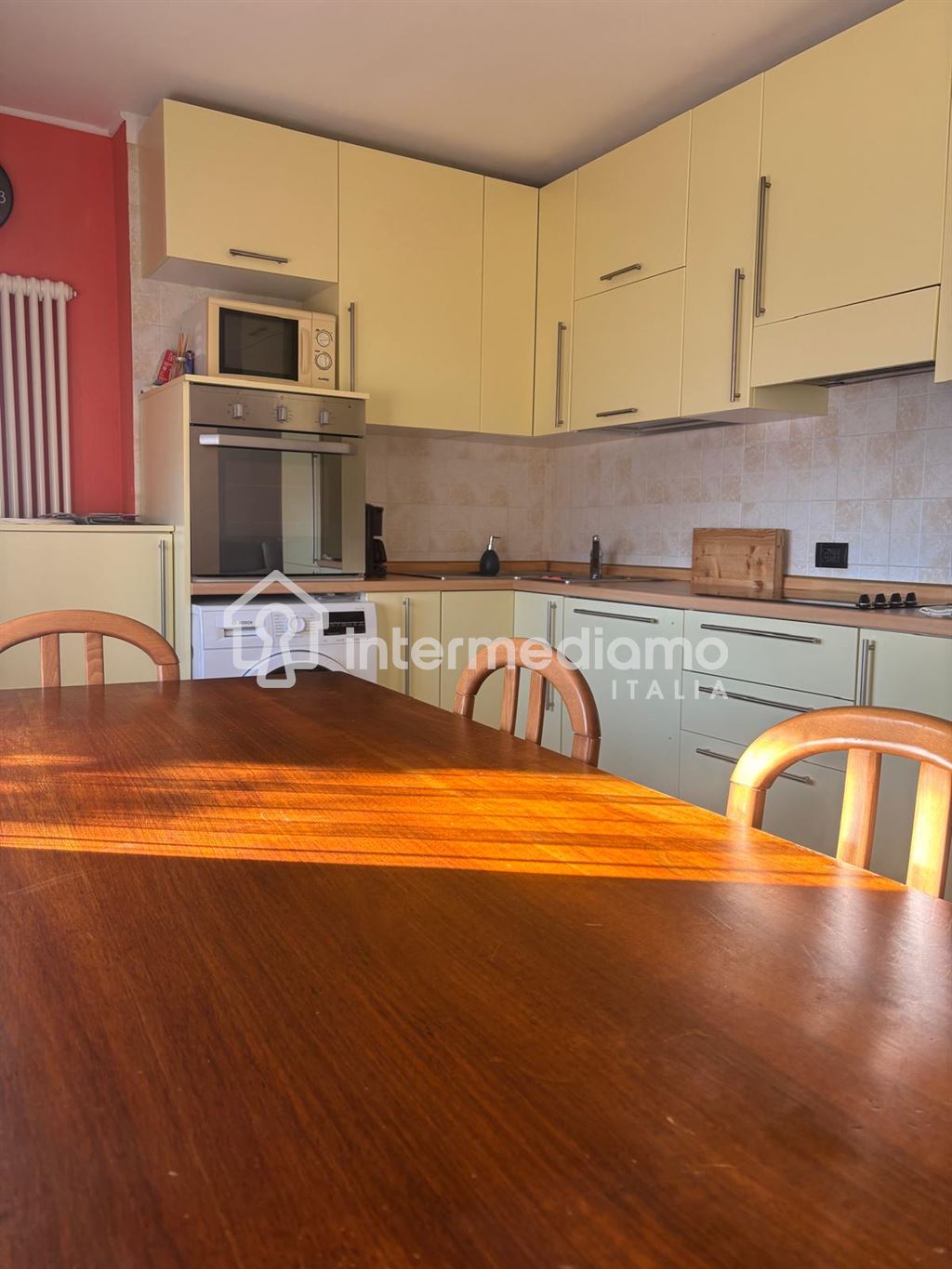 IN AFFITTO TRANSITORIO - APPARTAMENTO CON DUE CAMERE DA LETTO - Appartamento Residenziale Riva del Garda