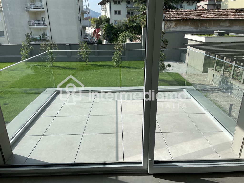 IN AFFITTO NUOVO LUMINOSO TRILOCALE NEL CENTRO DI ARCO - Appartamento Residenziale Arco