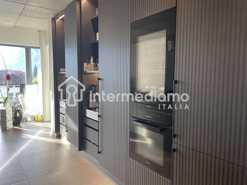 IL PIU' BELL' APPARTAMENTO DI RIVA DEL GARDA - Attico Residenziale Riva del Garda