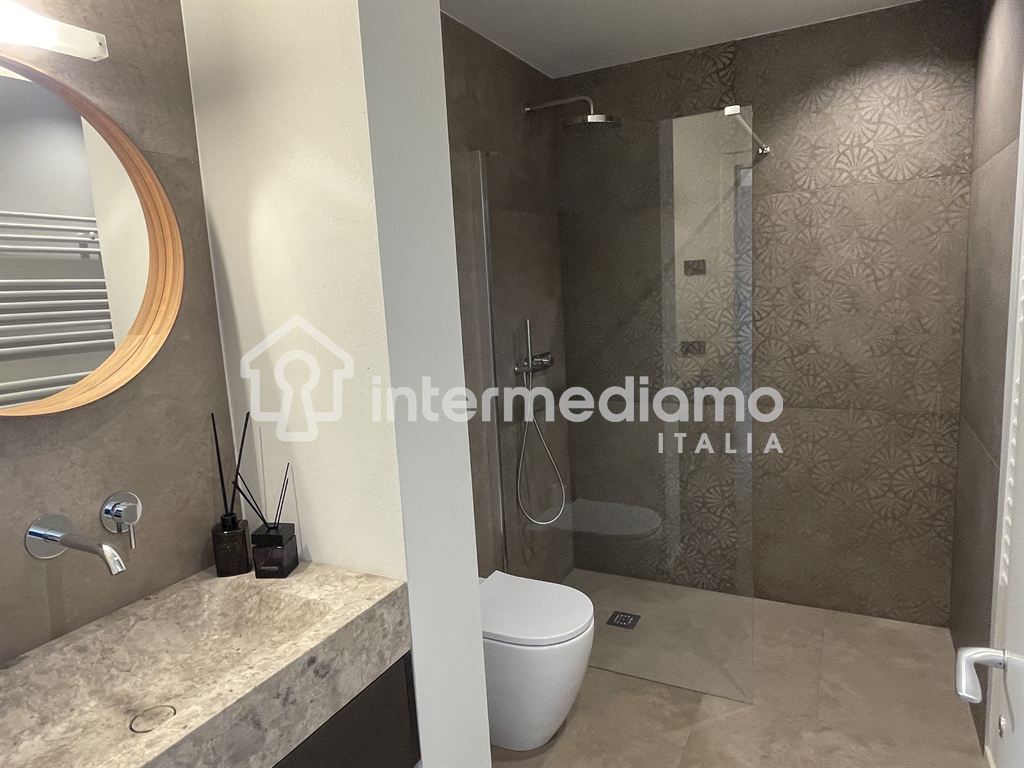 IL PIU' BELL' APPARTAMENTO DI RIVA DEL GARDA - Attico Residenziale Riva del Garda