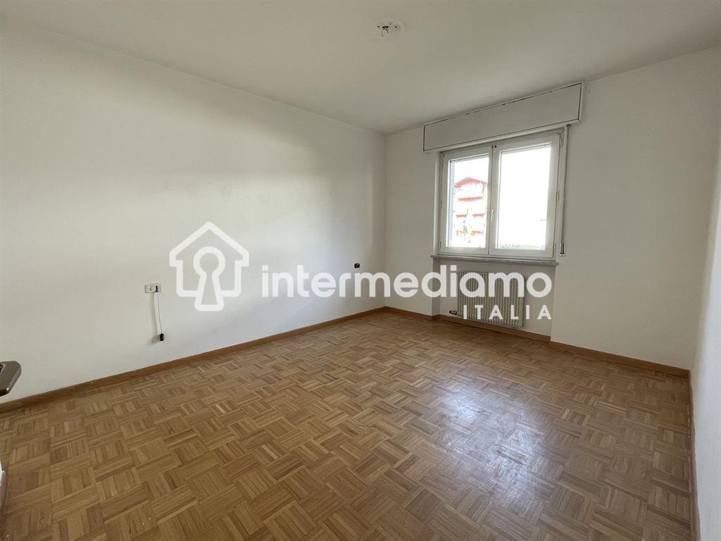 QUADRILOCALE CON GIARDINO PRIVATO A BOLOGNANO - Appartamento Residenziale Arco