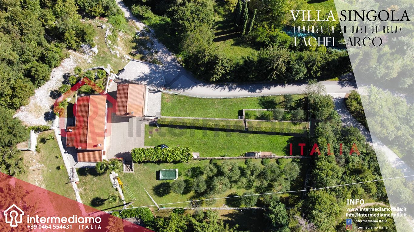 LAGHEL - VILLA INDIPENDENTE SU 2 LIVELLI - Villa Residenziale Arco