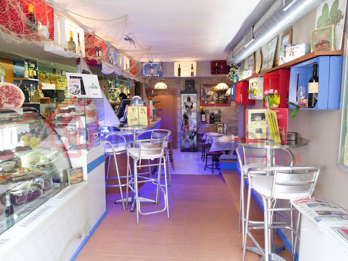 TAVOLA FREDDA E CALDA IN CENTRO - Attività Commerciale Commerciale Riva del Garda