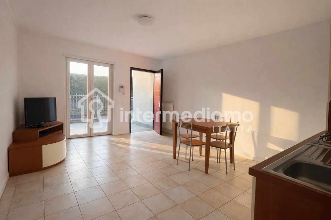 IN VENDITA BILOCALE CON GIARDINO A BOLOGNANO - Appartamento Residenziale Arco