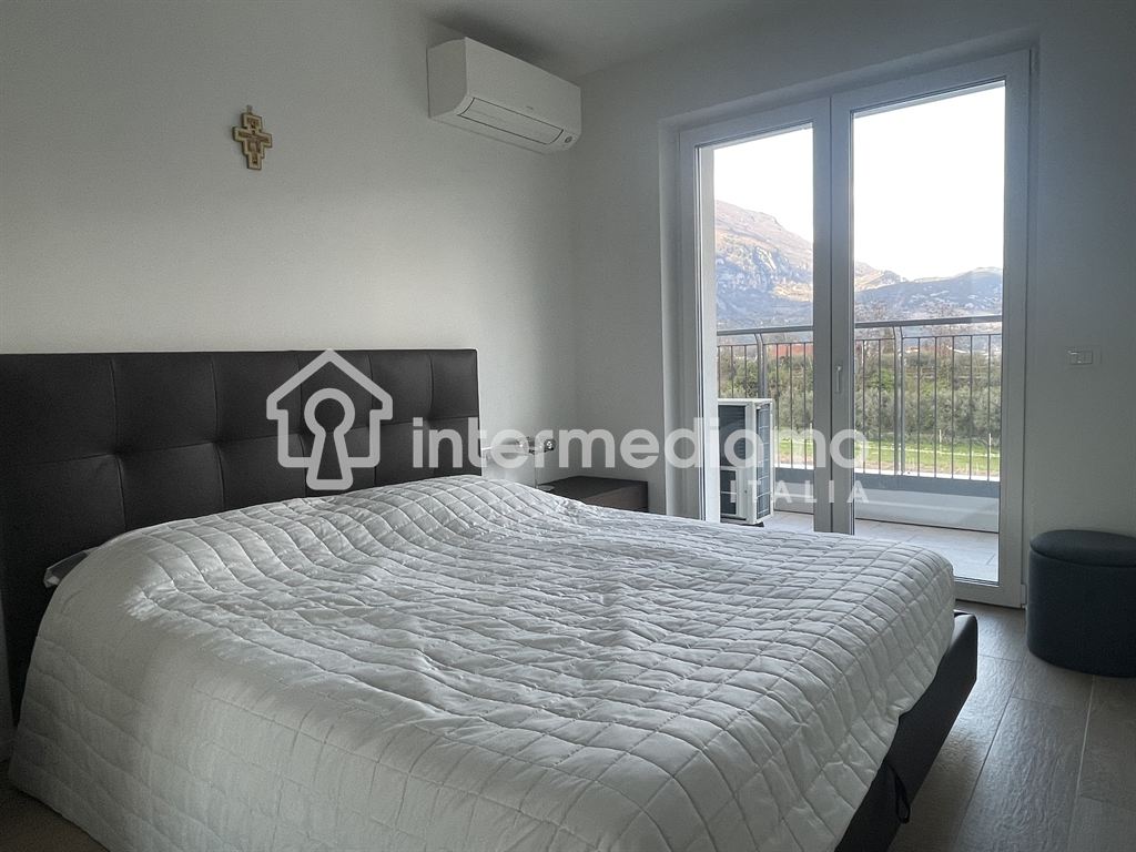 ATTICO ESCLUSIVO CON TERRAZZO DI 95 MQ - Attico Residenziale Riva del Garda