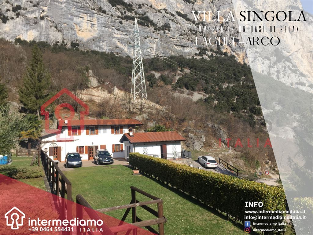 LAGHEL - VILLA INDIPENDENTE SU 2 LIVELLI - Villa Residenziale Arco