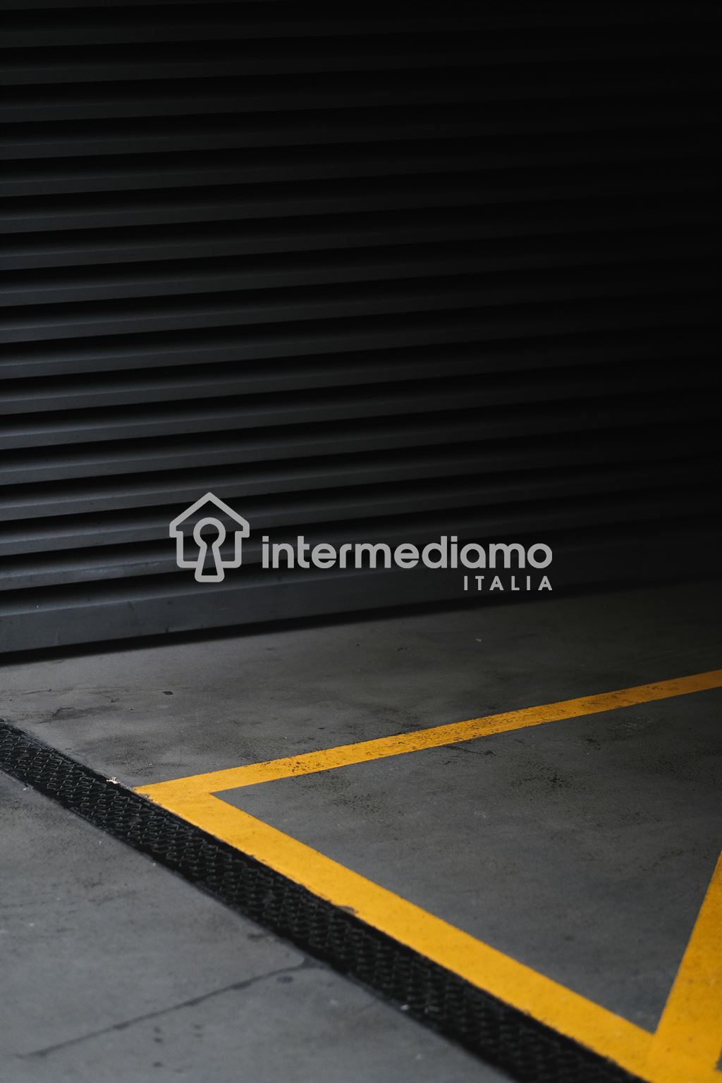 BOX AUTO IN AFFITTO A VILLA SAN PIETRO - Box Residenziale Arco