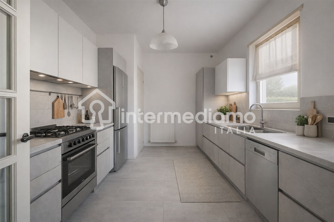 VILLA INDIPENDENTE CON GIARDINO PRIVATO E TAVERNA - Villa Residenziale Arco