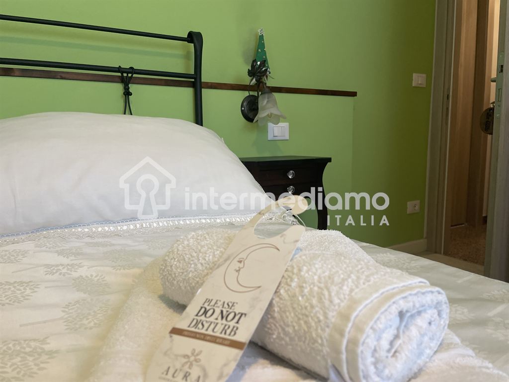 VILLA SINGOLA con B&B - Villa Residenziale Arco