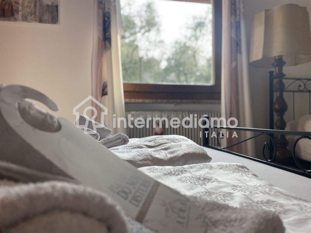 VILLA SINGOLA con B&B - Villa Residenziale Arco