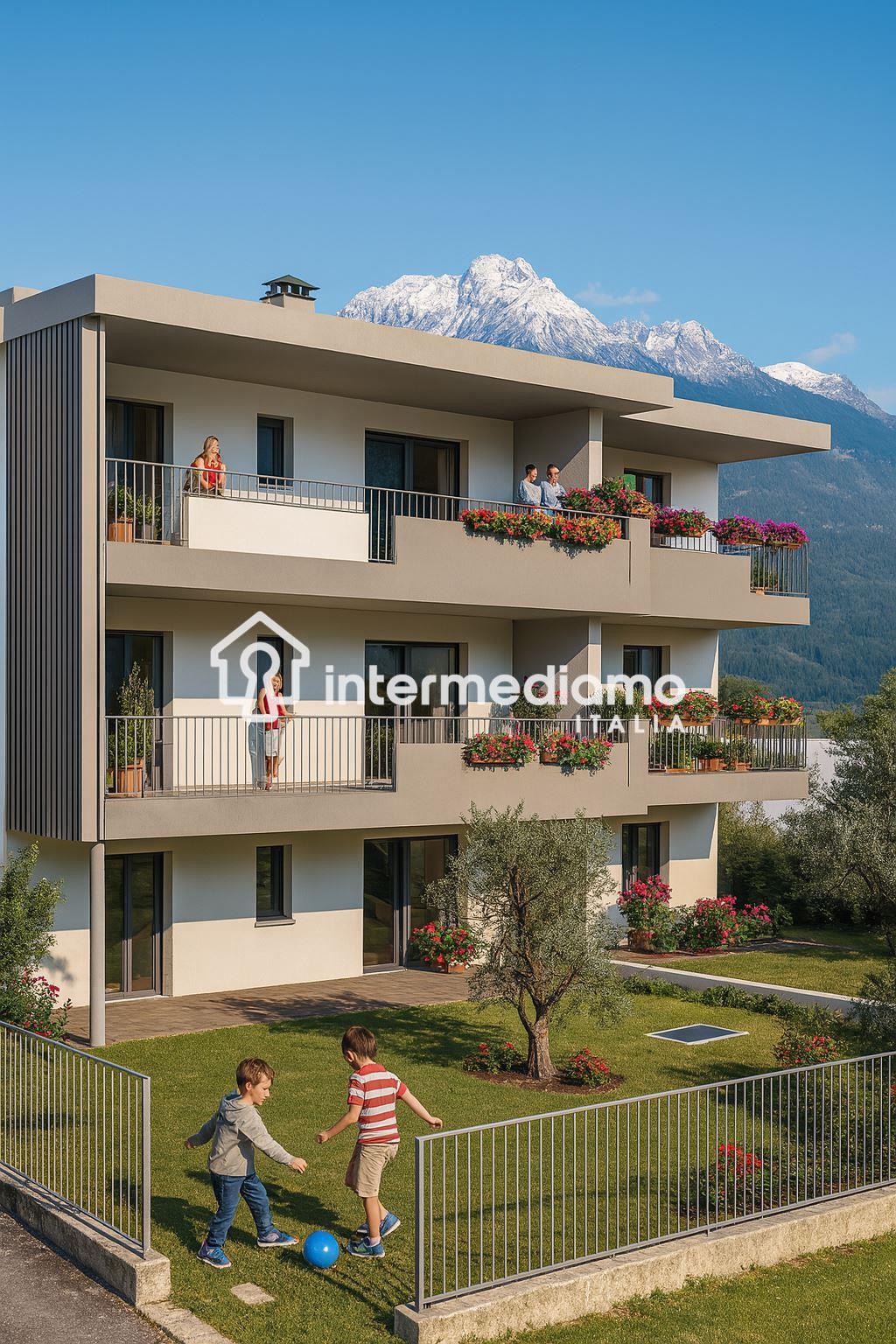 TRILOCALE CON GIARDINO DI 110 MQ: SCOPRI LA TUA NUOVA CASA - Appartamento Residenziale Arco