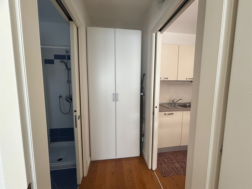 GRAZIOSO BILOCALE ARREDATO IN ZONA RESIDENZIALE - Appartamento Residenziale Arco