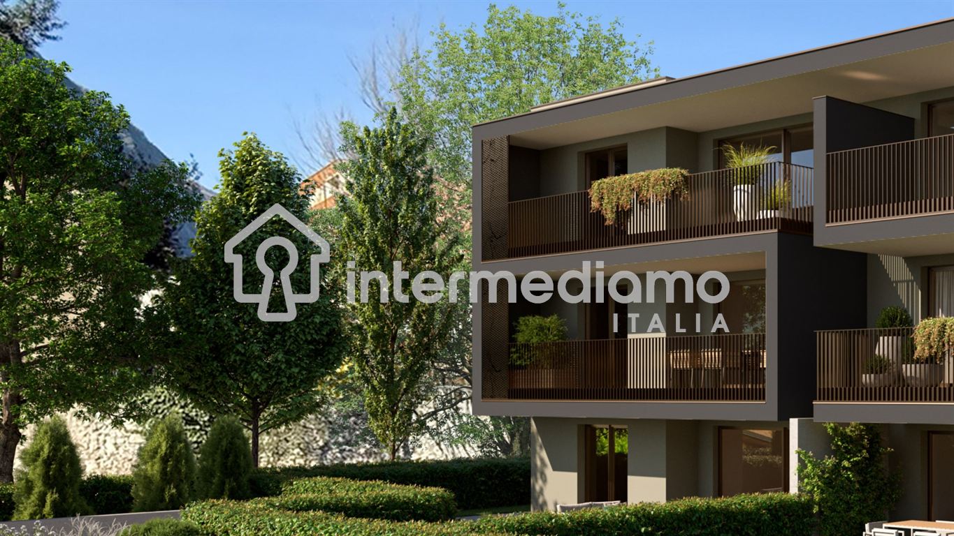 Intermediamo Italia ad Arco nel Garda Trentino, un team di professionisti con più di 20 anni di esperienza nel settore immobiliare