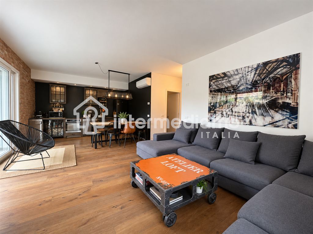 QUADRILOCALE COME NUOVO PIANO TERRA CON GIARDINO NO GILMOZZI !! - Appartamento Residenziale Riva del Garda