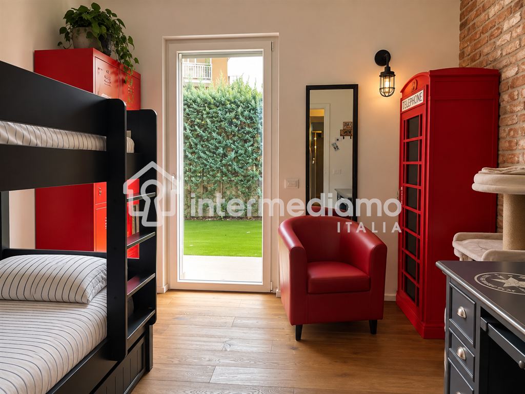 QUADRILOCALE COME NUOVO PIANO TERRA CON GIARDINO NO GILMOZZI !! - Appartamento Residenziale Riva del Garda