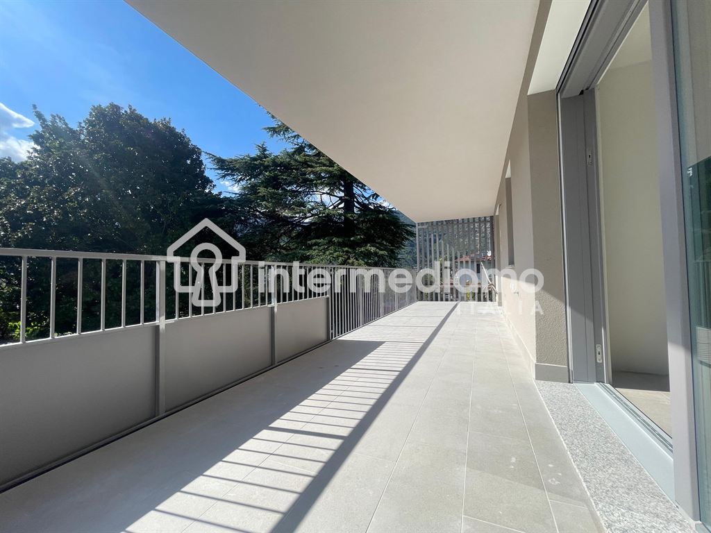 Intermediamo Italia ad Arco nel Garda Trentino, un team di professionisti con più di 20 anni di esperienza nel settore immobiliare