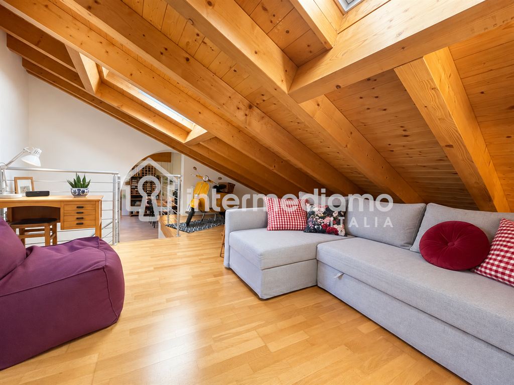 Trilocale mansardato NO GILMOZZI di ca 100 mq ! - Appartamento Residenziale Tenno