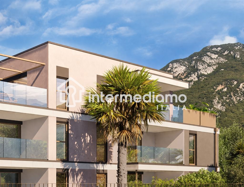 TRILOCALE NUOVO CON GIARDINO PRIVATO - Appartamento Residenziale Arco
