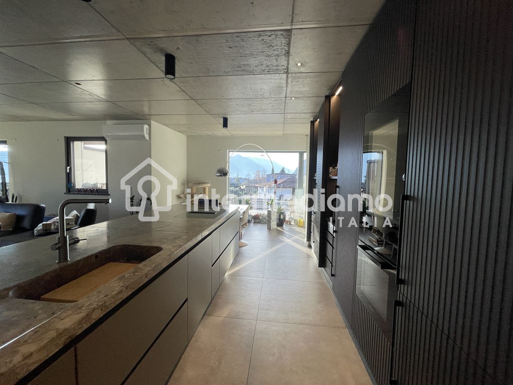IL PIU' BELL' APPARTAMENTO DI RIVA DEL GARDA - Attico Residenziale Riva del Garda